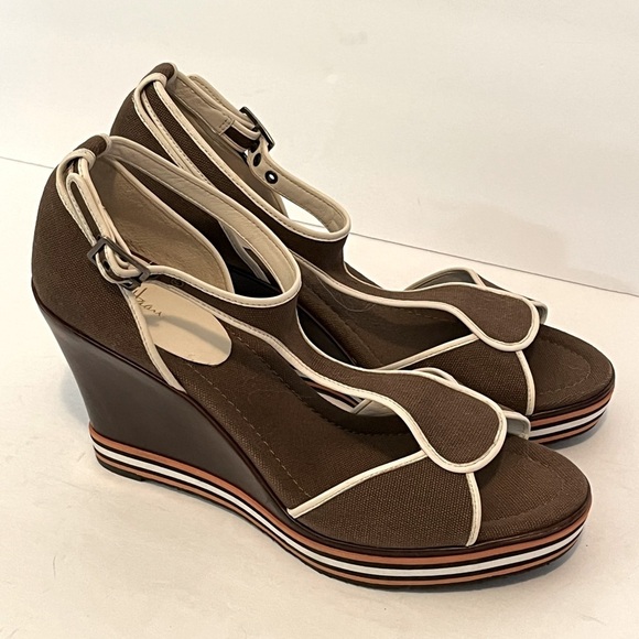 Cole Haan G Series Brown Canvas Stripes Peep Toe Wedge Heel Sandal - Picture 1 of 17